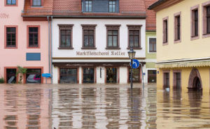 Das Unternehmen richtig gegen Überschwemmung, Erdrutsch & Co. absichern