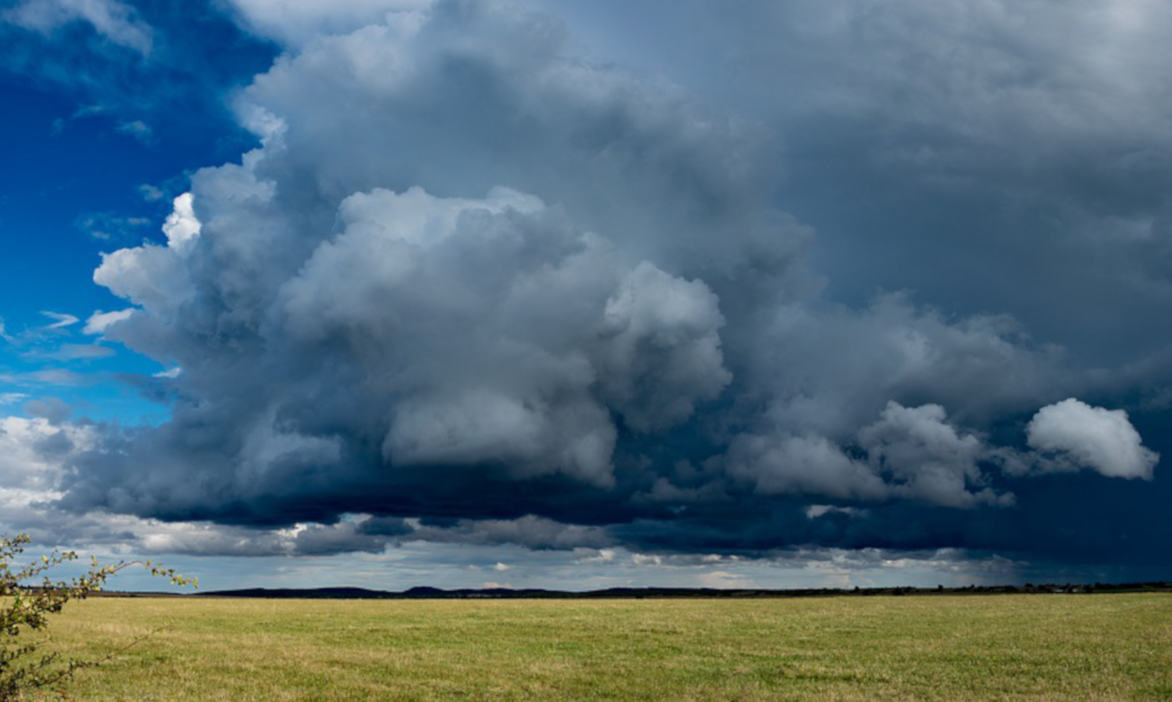 Immer mehr Unwetter in Deutschland: Wann zahlt die Versicherung bei Sturmschäden?