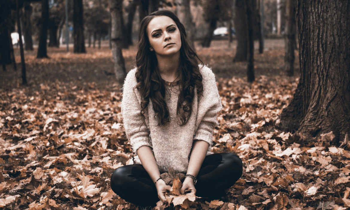 Mit dem Laub fällt die Stimmung: So bekämpfen Sie den Winter- und Corona-Blues