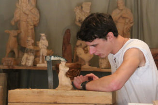 Wie sich Azubis jetzt versichern sollten