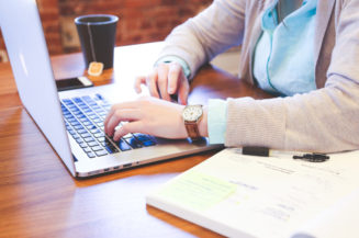 Das ändert sich 2022 bei Arbeit, Versicherung und Gesundheit